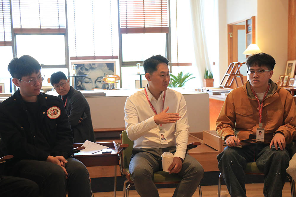 尊龙中国官网官方网站集团2024届毕业生座谈会圆满结束